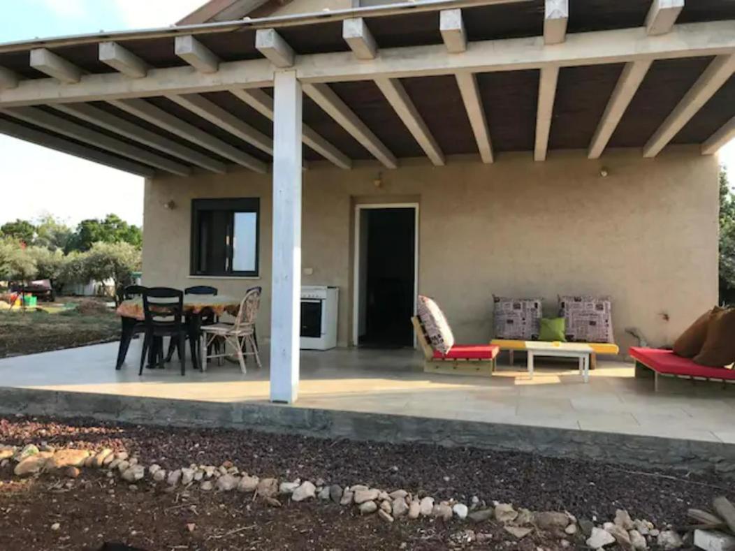 המקום של גיא Sede Eli'ezer Exterior photo