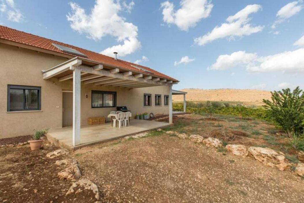 המקום של גיא Sede Eli'ezer Exterior photo